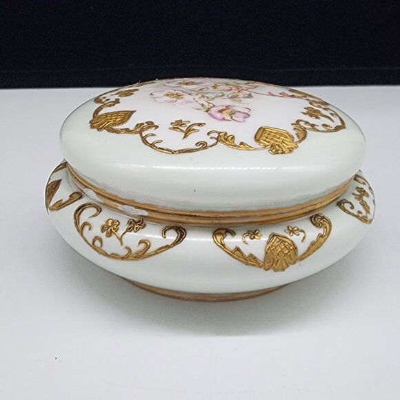 Antique Victorian Porcelain Trinket Box With Gold Gilt & Floral Design - Picture 12 of 12